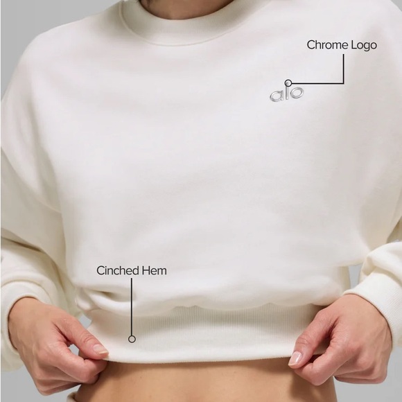 Alo Cropped Accolade Crewneck - Picture 4 of 5